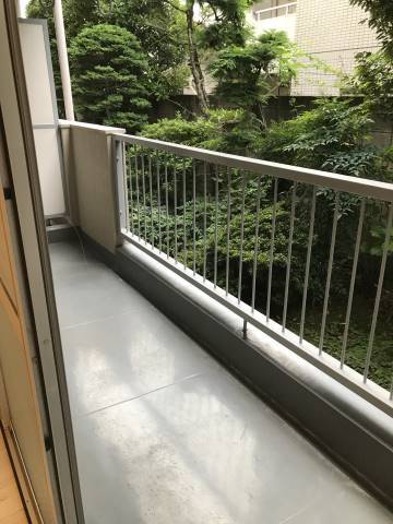 バルコニー　バルコニー