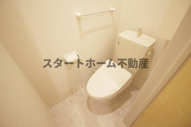 トイレ　清潔感のあるトイレです