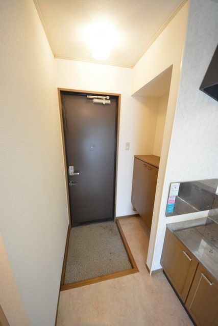 玄関　タウンハウジングまで