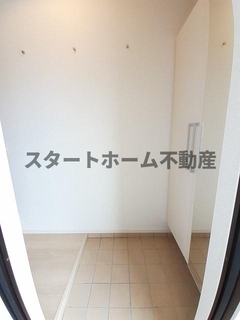 玄関　シンプルで使いやすい玄関です