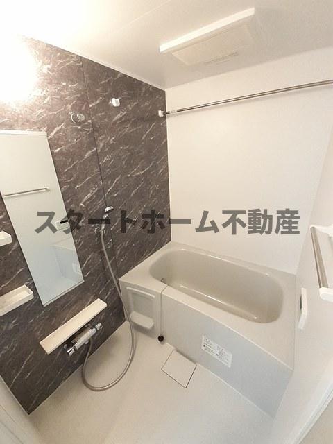 バス・シャワールーム　お風呂で日々の疲れを落としましょう