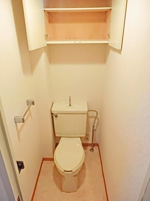 トイレ　※別号室参考写真