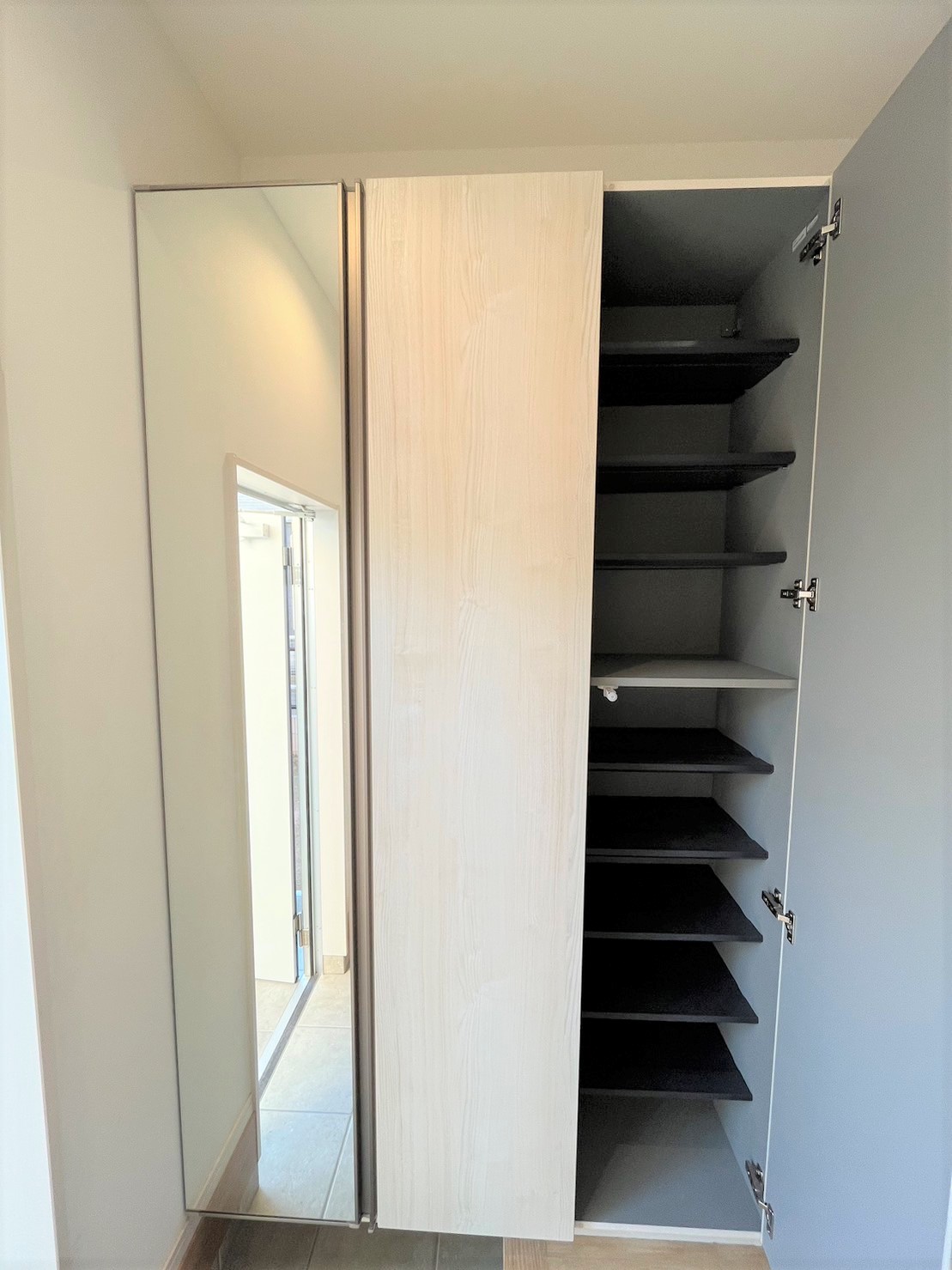 その他設備　シューズボックス