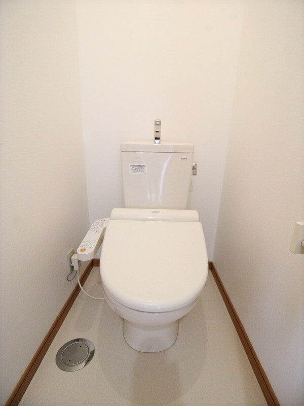 トイレ　シャワートイレ