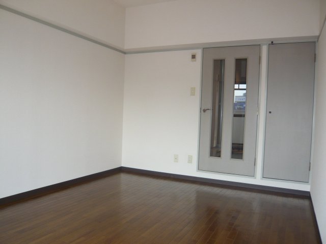 居室・リビング　同タイプの写真です