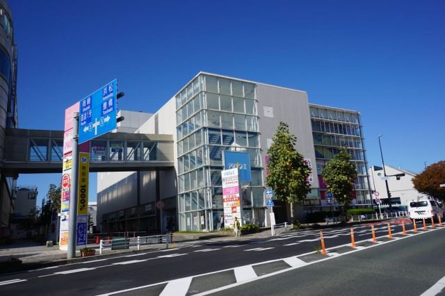 中学校　豊川市立代田中学校（中学校）まで464m