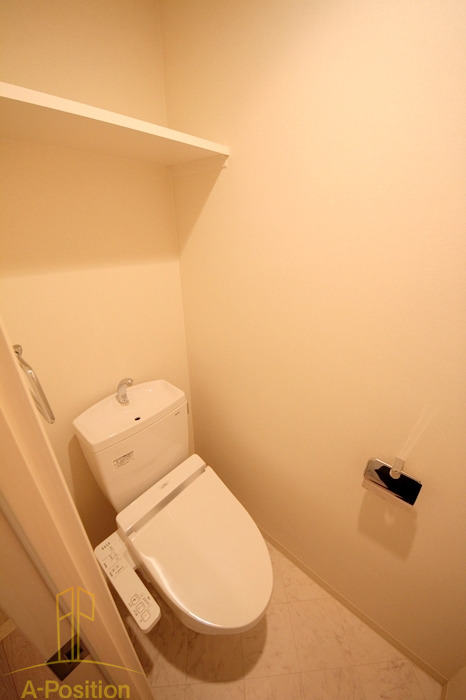 トイレ　スプランディッド淀屋橋DUE（ドューエ）