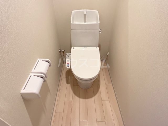 【デル・スド・クローチェのトイレ】