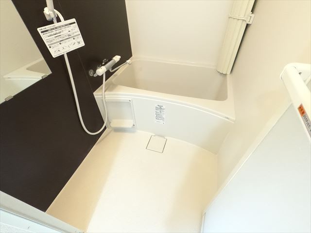 バス・シャワールーム　綺麗な浴室