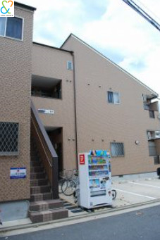 福岡市西区大字周船寺のアパートの建物外観