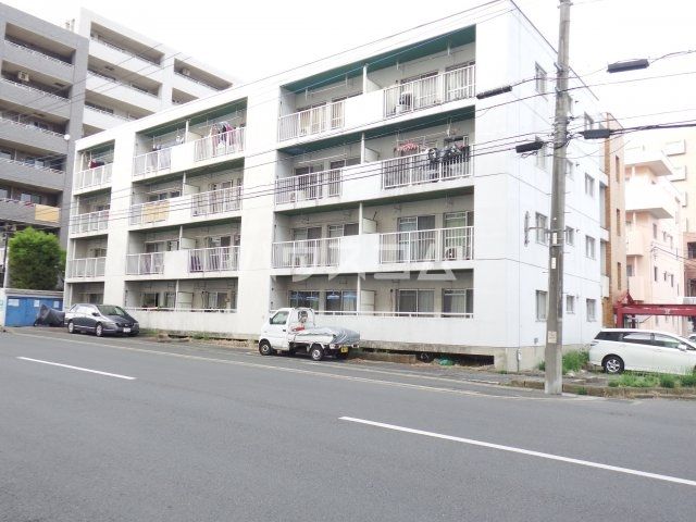 松戸市稔台のマンションの建物外観