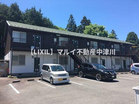 【ハイツ恵那山 B棟の駐車場】