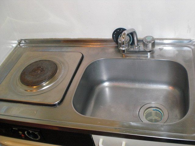 キッチン　電気コンロ