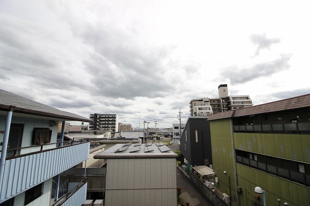 【奈良市西大寺北町のマンションの眺望】