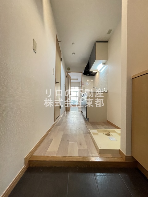 玄関　すっきりシンプルな玄関スペースです！