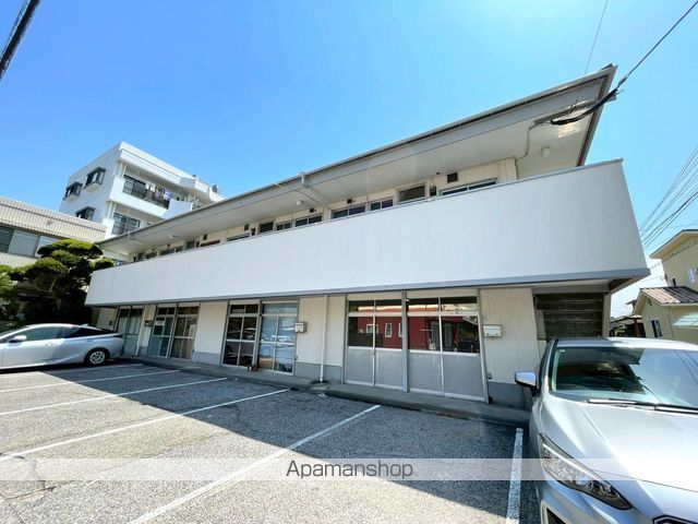 河井田コーポの外観写真