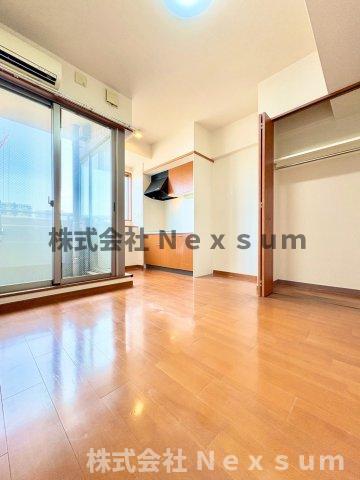 居室・リビング　居間です