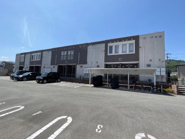 駐車場　駐車スペースもあります☆