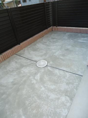 バルコニー　陽当たり良好なバルコニーです♪