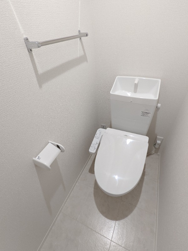 トイレ　図面と現状に相違がある場合には現状を優先