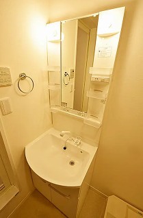 ＪＲ南武線 鹿島田駅 徒歩15分 3階建 築15年の内装写真