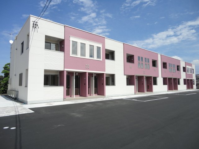 建物外観　外観写真（昼）