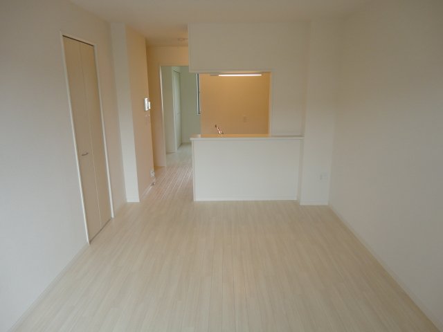 居室・リビング　ＬＤＫ（12.6帖）