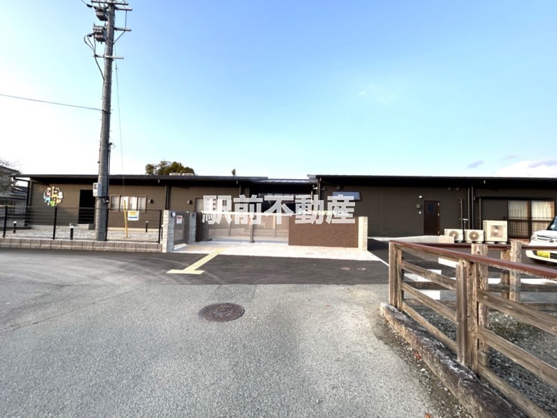 幼稚園・保育園　八女中央保育園（幼稚園・保育園）まで200m