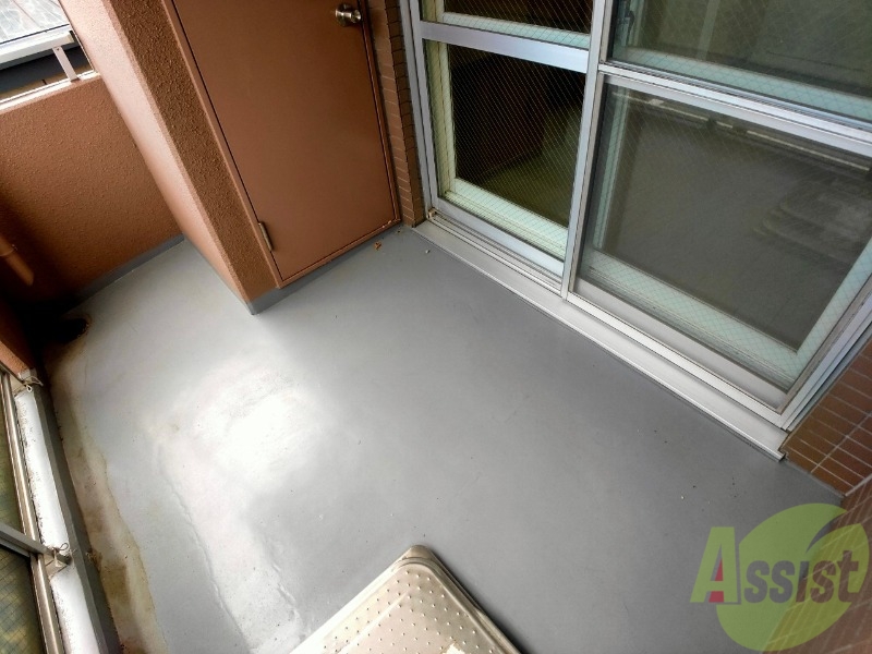 バルコニー　バルコニーです。洗濯物を干したり一息ついたりできますね！