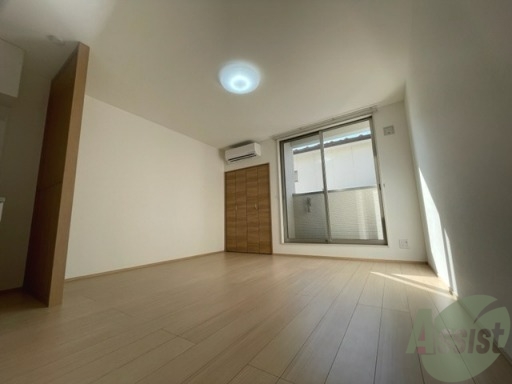 居室・リビング　９．３帖のＬＤＫです。家具のレイアウトも迷いますね