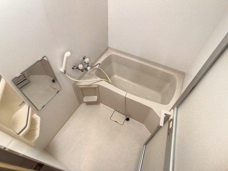 バス・シャワールーム　浴室