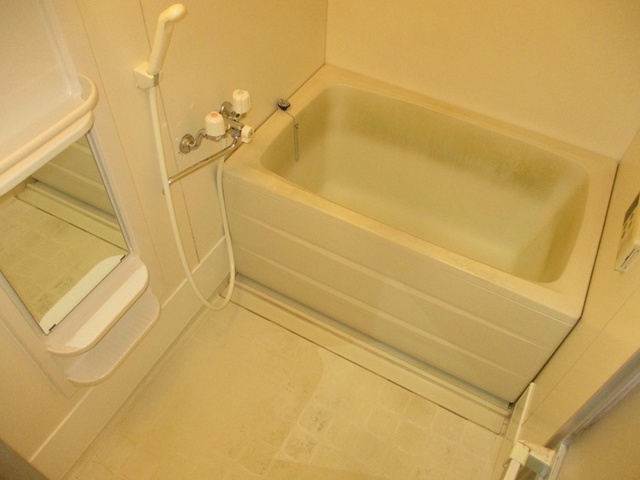 バス・シャワールーム　浴室