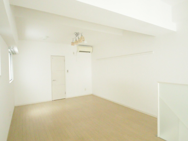 居室・リビング　※別室の参考写真の為、現況優先です。