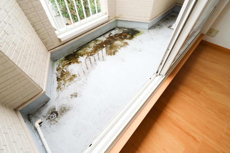 バルコニー　図面と現状に相違がある場合には現状を優先