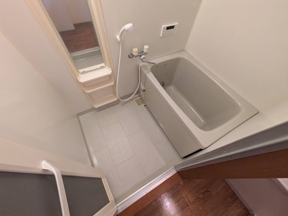 バス・シャワールーム　浴室