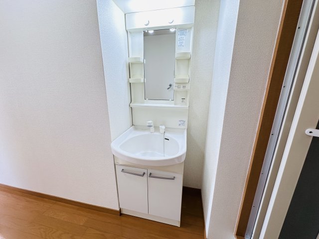 ラルジュ柳森の内装写真