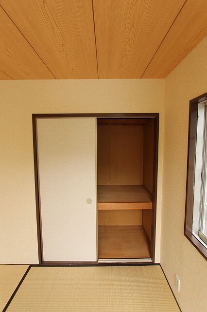 収納　※現況を優先します。