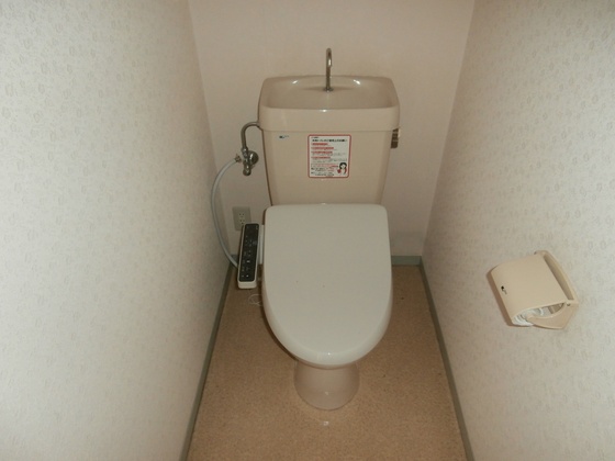 グローリーハウス的場Aのトイレ写真