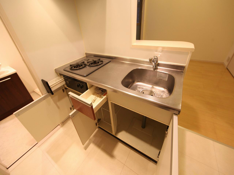 キッチン　システムキッチン（ガス2口）冷蔵庫・レンジ等ご準備できます