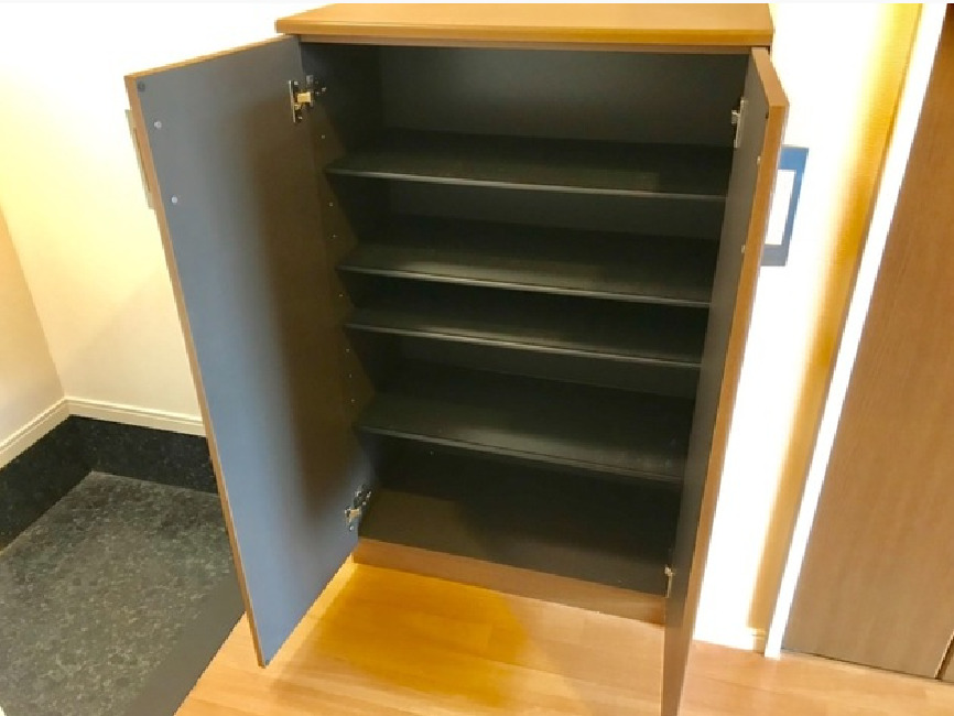 玄関　シューズボックスです