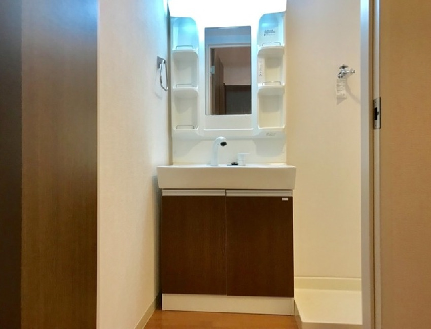 洗面設備　忙しい朝には欠かせない洗面所です