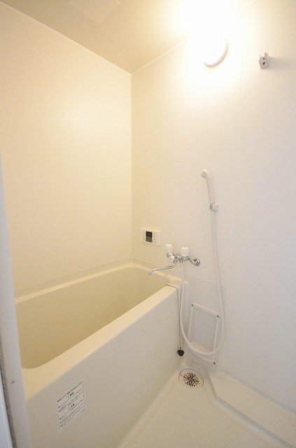 バス・シャワールーム　別号室の写真です