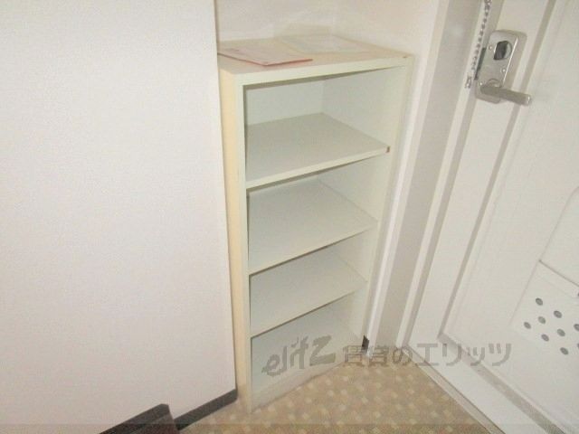 その他設備　下駄箱