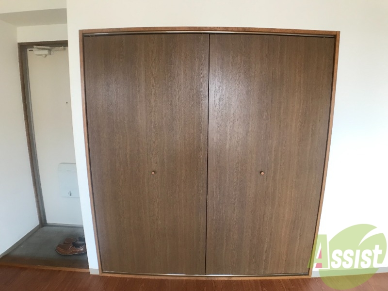 収納　洋室のクローゼット。広さは十分そうです。