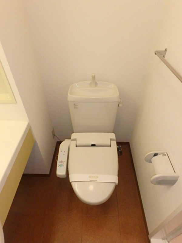 トイレ　図面と現状に相違がある場合には現状を優先