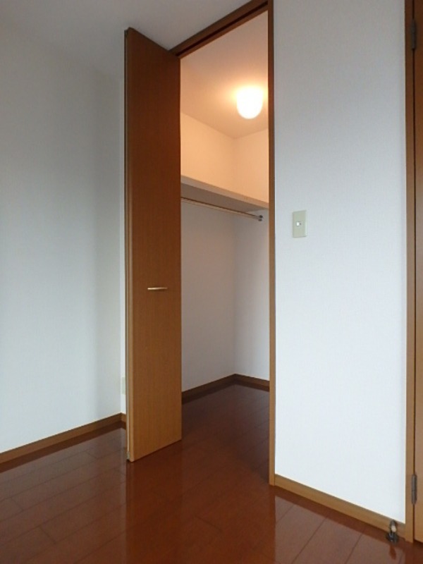 収納　図面と現状に相違がある場合には現状を優先