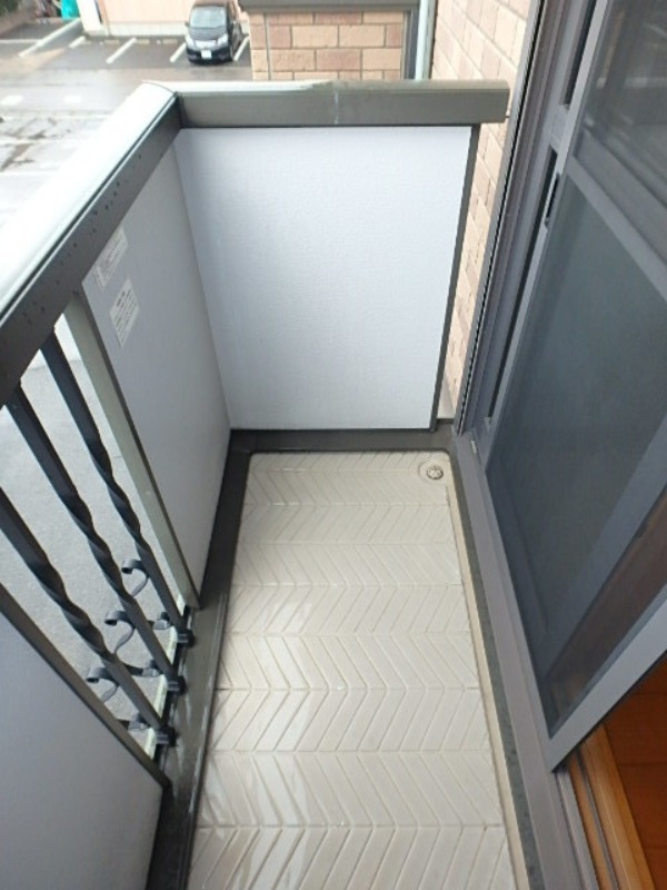 バルコニー　図面と現状に相違がある場合には現状を優先