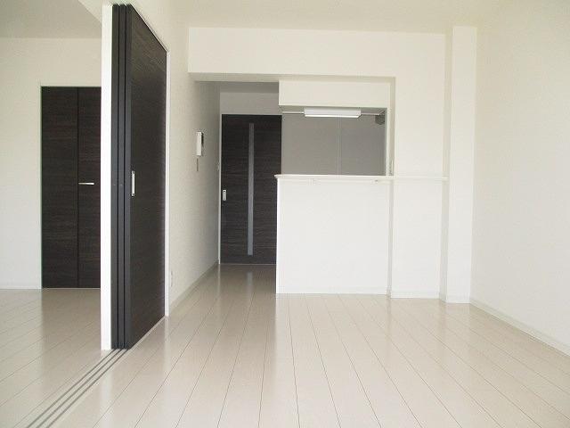 ルナレインボー_内装_0