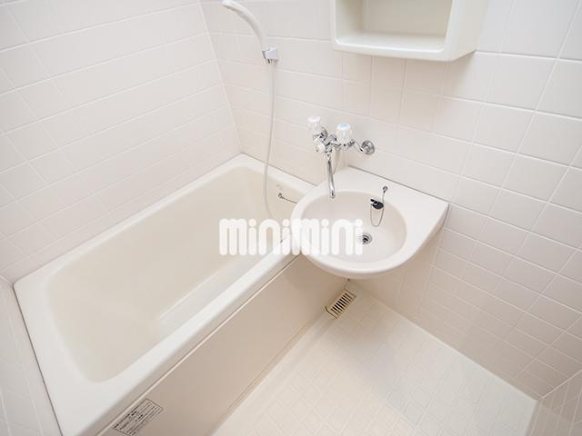 バス・シャワールーム　ゆったり入れます