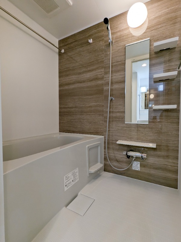 バス・シャワールーム　図面と現状に相違がある場合には現状を優先